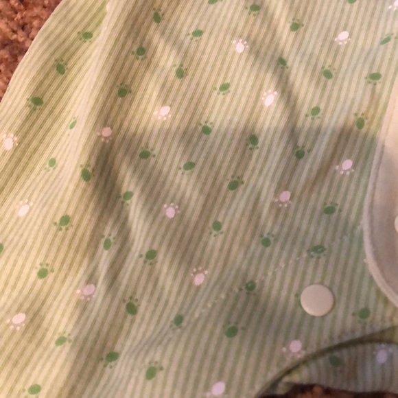 New Carter’s One Piece Green Footed Sleeper - Picture 3 of 4